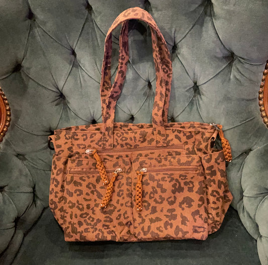 Cheetah tote bag